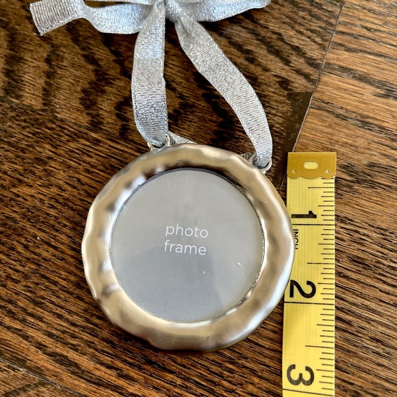 3 Ornamental Photo Frames for Christmas, Family Tree and Place Settings - Picture 6 of 9